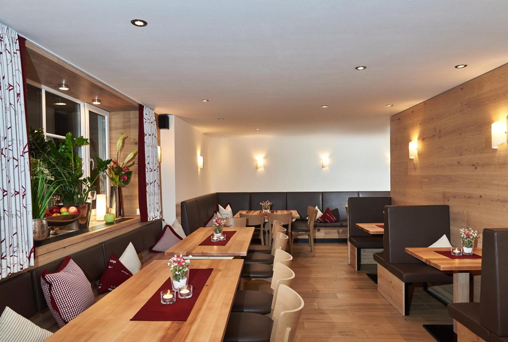 Hotel Gasthof Stocker Obertraubling Kültér fotó