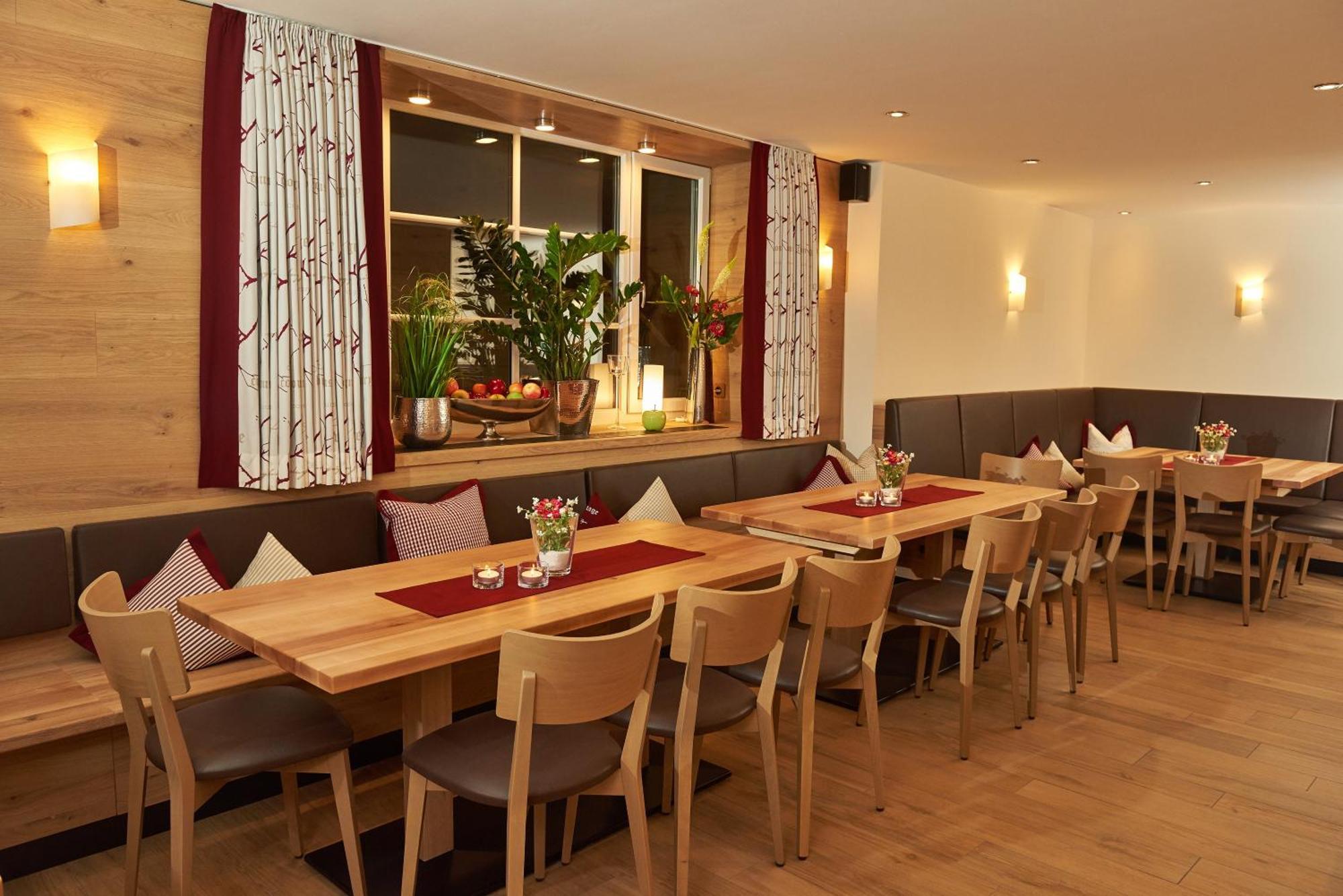 Hotel Gasthof Stocker Obertraubling Kültér fotó