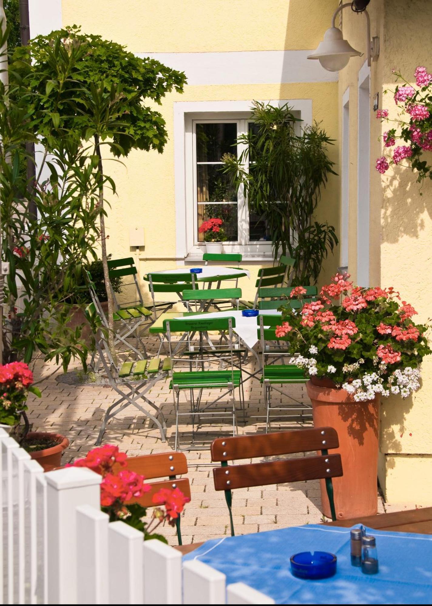Hotel Gasthof Stocker Obertraubling Kültér fotó