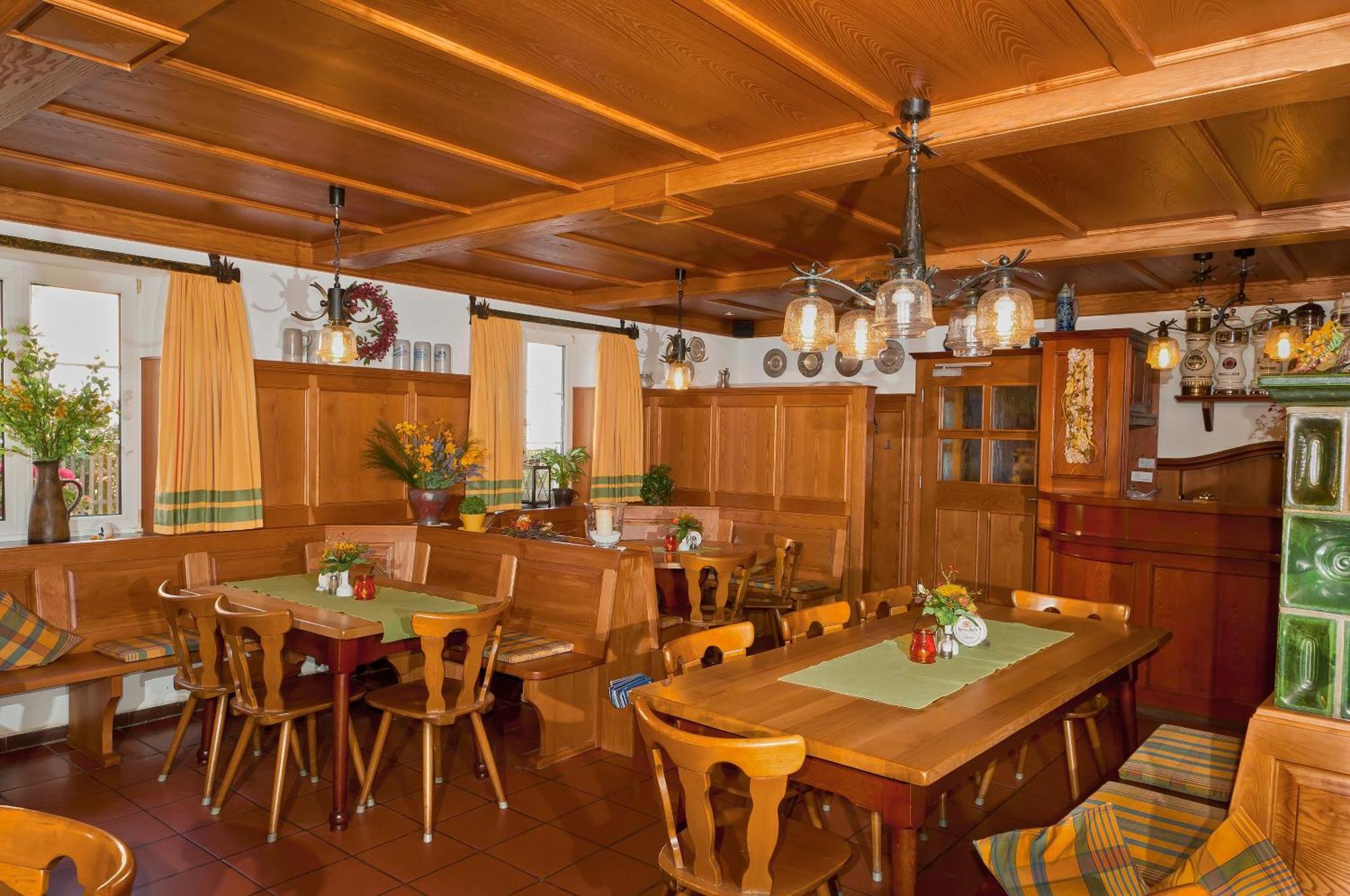 Hotel Gasthof Stocker Obertraubling Kültér fotó