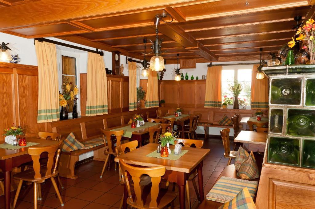 Hotel Gasthof Stocker Obertraubling Kültér fotó